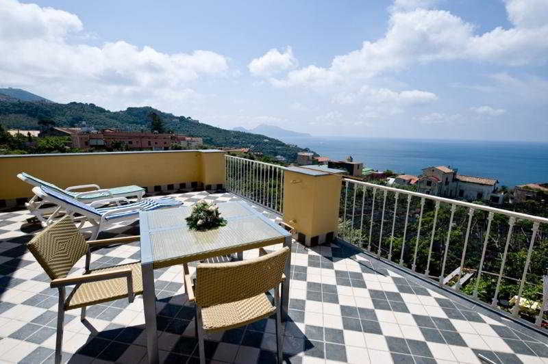 Relais Il Pennino Bed & Breakfast Massa Lubrense Ngoại thất bức ảnh
